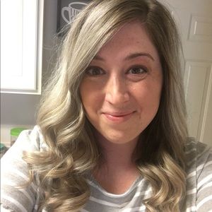 Meet your Posher, Alisha